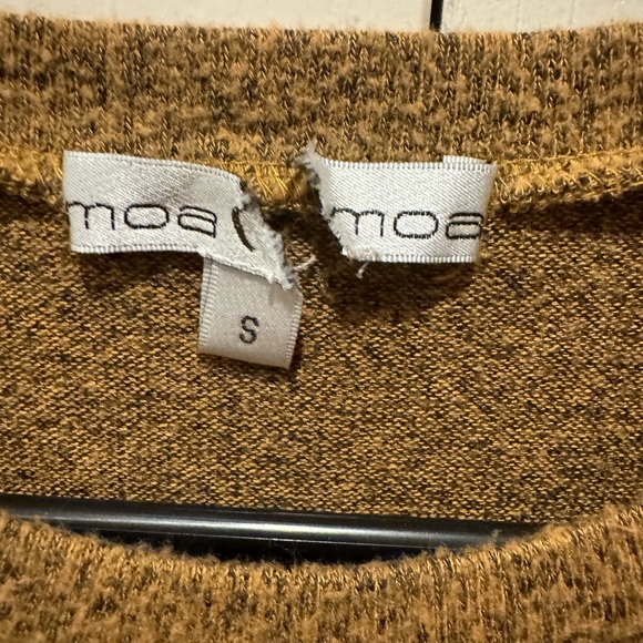 Long sleeve top - Picture 2 of 3